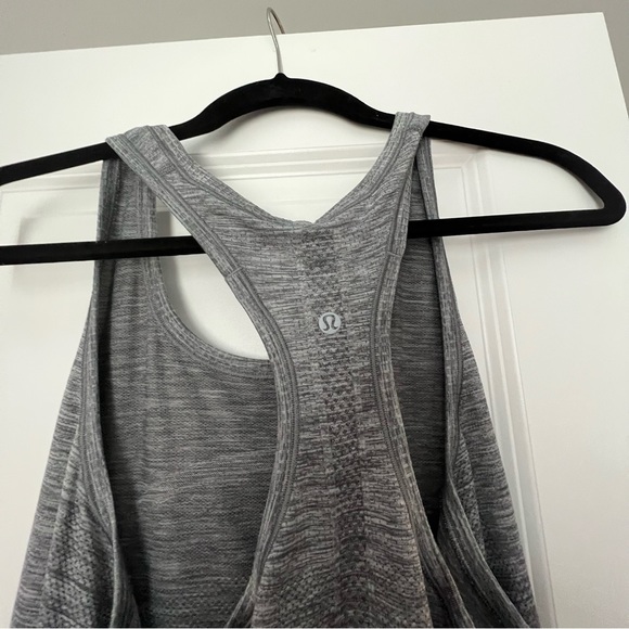 Lululemon Swiftly Tech grey tank top size 12 - Picture 5 of 5